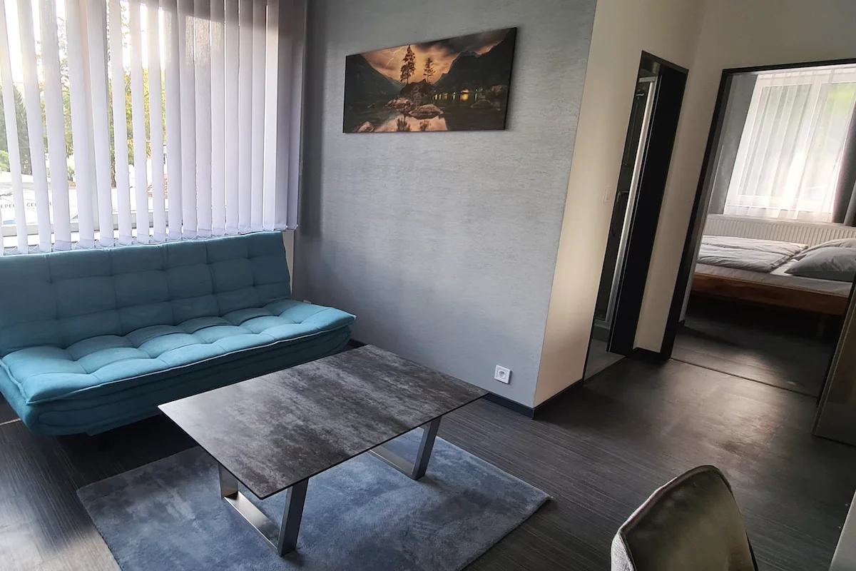 Dvoulůžkový APARTMÁN - Hotel Fabrica Liberec